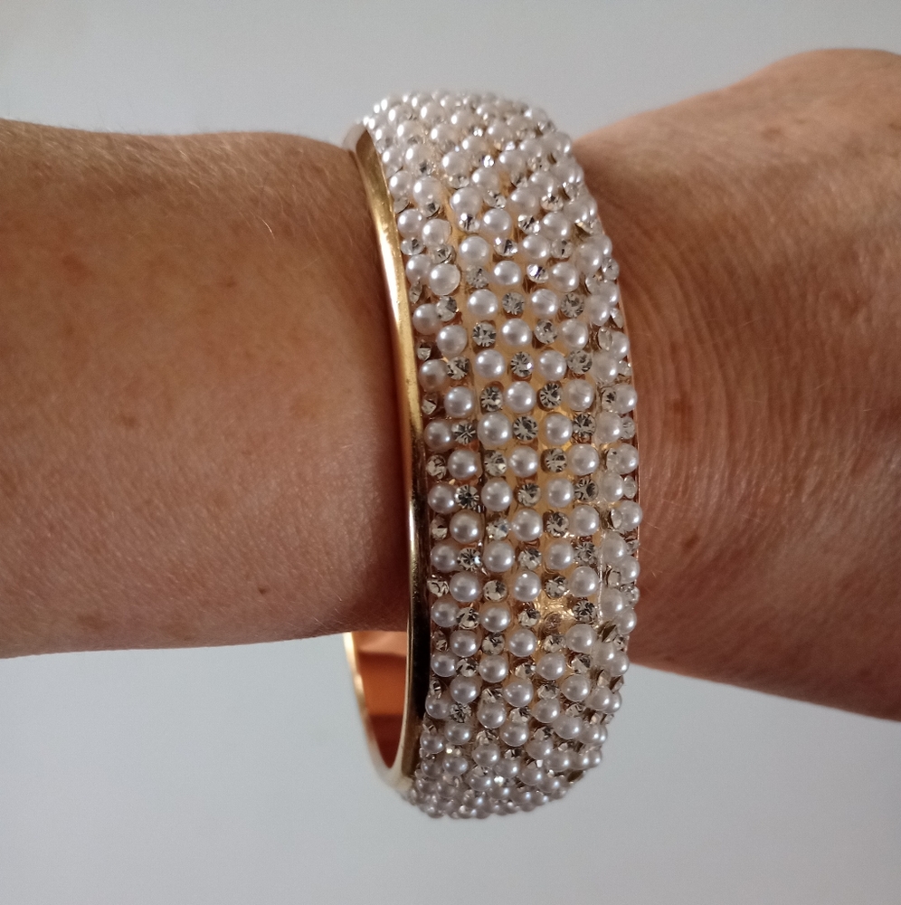 Pearl Rhinestone Bangle 3 in inner diameter